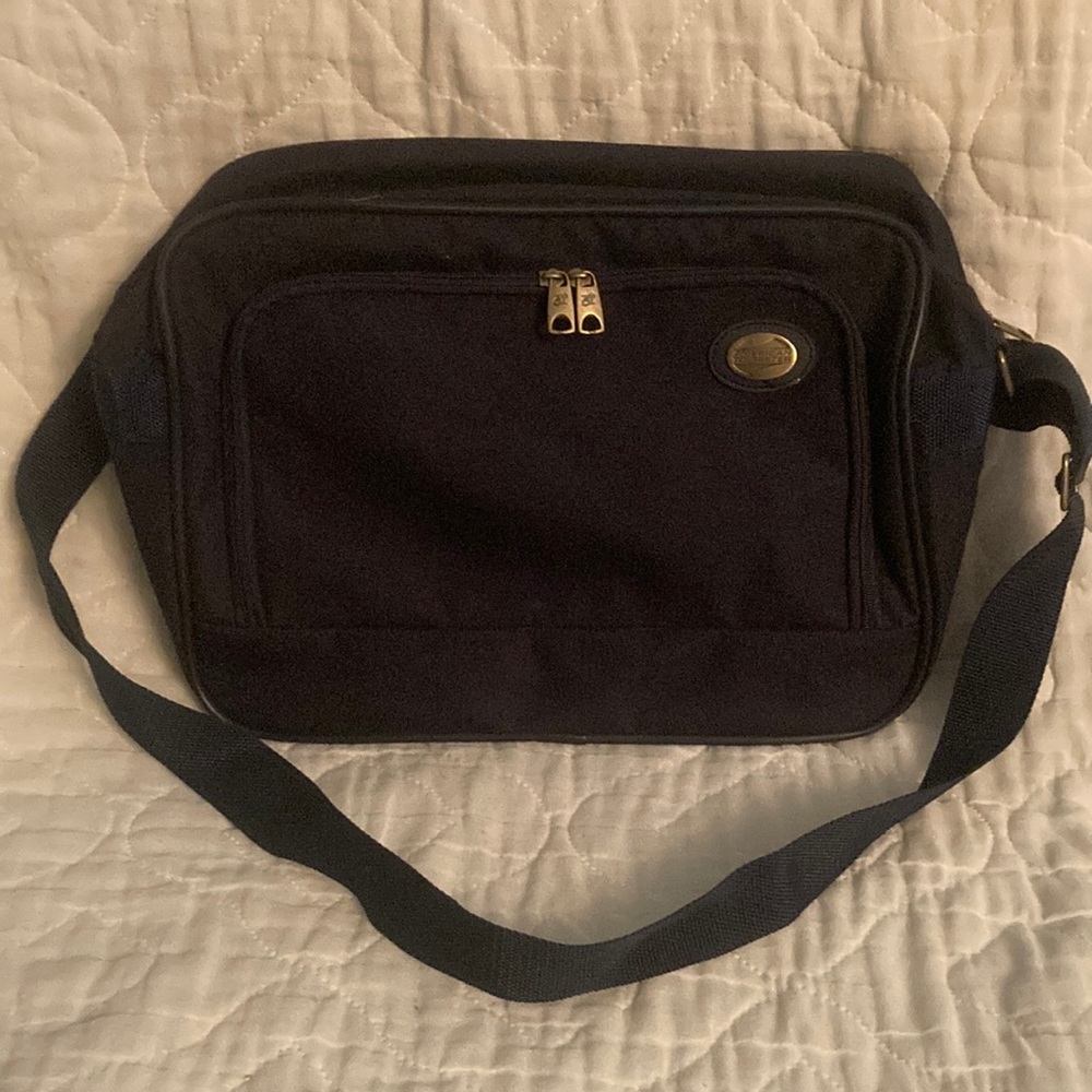 American Tourister Top Loading Laptop Case